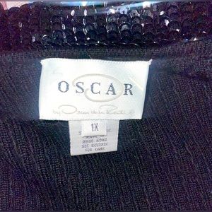 Ladies Oscar de la Renta sequined top in EUC, size 1X